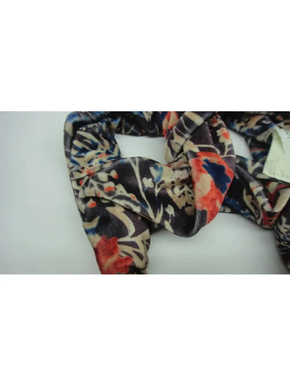 Lot of 2 Lucky Brand Top Knot Elastic Headband Floral / black